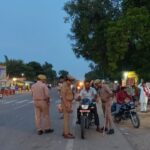 ढखबा चौकी इंचार्ज ने सावन मेले की सुरक्षा के दृष्टिगत किया पैदल गश्त, मनचलों को दी सख्त हिदायत
