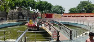 आगरा-लखनऊ एक्सप्रेसवे पर भीषण हादसा, ट्रक में घुसी स्लीपर कोच बस, 2 की मौत