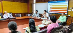 प्रशिक्षण प्राप्त कर पूरी संवेदनशीलता के साथ जन सेवा करें, खंड विकास अधिकारी