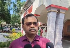 कमिस्नर दिलीप कुमार ने निवाडी प्रवास पर-लापरवाही पर एक्शन